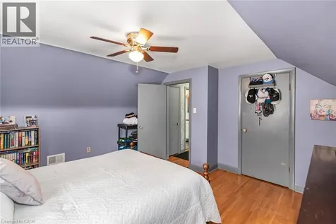 43 Wyngate Avenue Stoney Creek ON L8G 1T3