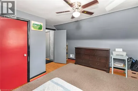 43 Wyngate Avenue Stoney Creek ON L8G 1T3