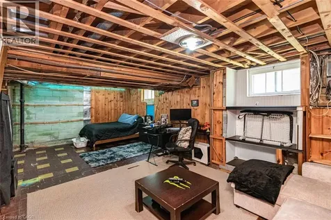 43 Wyngate Avenue Stoney Creek ON L8G 1T3