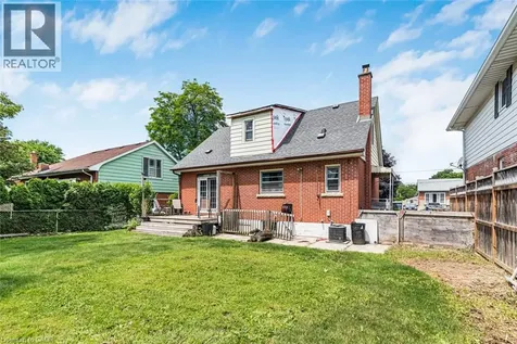 43 Wyngate Avenue Stoney Creek ON L8G 1T3
