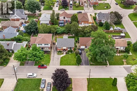 43 Wyngate Avenue Stoney Creek ON L8G 1T3
