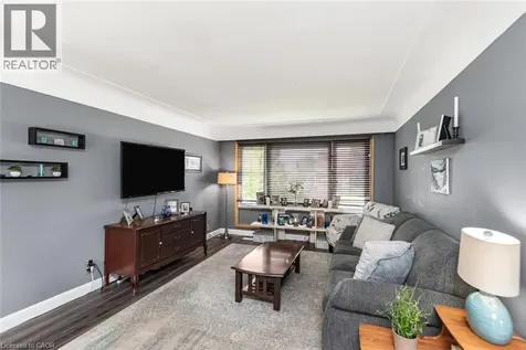 43 Wyngate Avenue Stoney Creek ON L8G 1T3