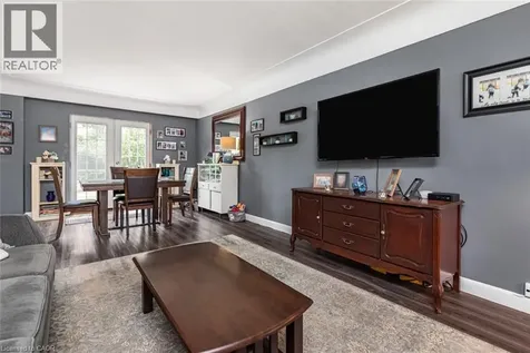 43 Wyngate Avenue Stoney Creek ON L8G 1T3