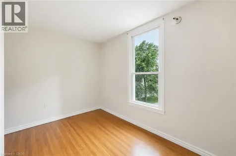 25 Britten Close Hamilton ON L9C 4J8