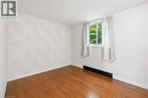 25 Britten Close Hamilton ON L9C 4J8