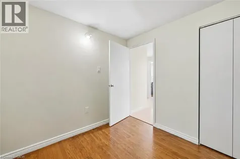 25 Britten Close Hamilton ON L9C 4J8