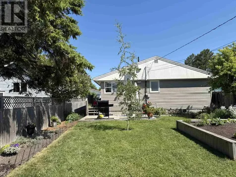 1119 Third St E Fort Frances ON P9A 1S6