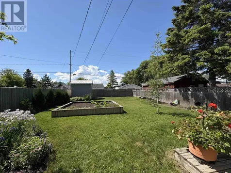 1119 Third St E Fort Frances ON P9A 1S6