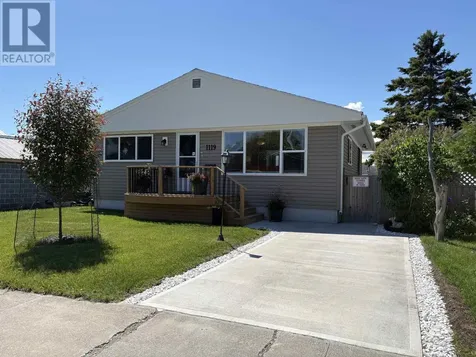 1119 Third St E Fort Frances ON P9A 1S6