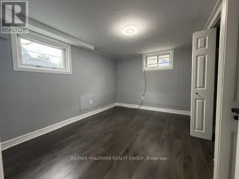 98 Donald Street Ottawa ON K1K 1N2