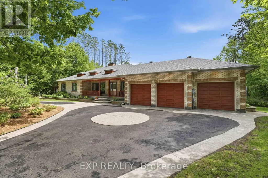 1264 Barnwell Crescent Ottawa ON K4B 1K4