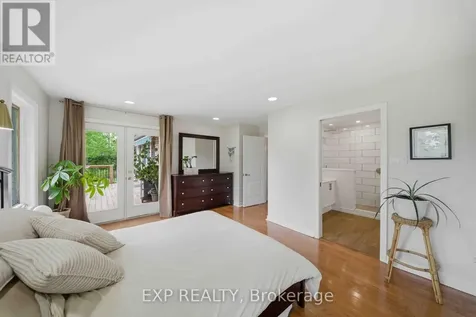 1264 Barnwell Crescent Ottawa ON K4B 1K4