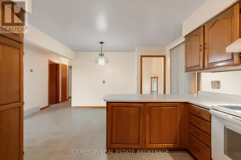 425 Danis Avenue Cornwall ON K6H 5G2