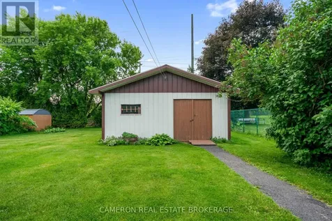 425 Danis Avenue Cornwall ON K6H 5G2