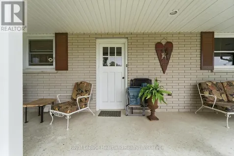 82858 London Road Central Huron (hullett) ON N0M 1H0