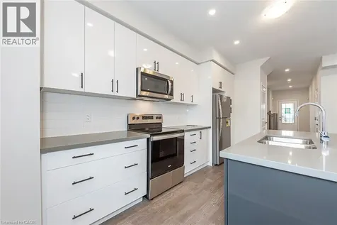 22 Linden Park Lane Hamilton ON L9A 1Y1