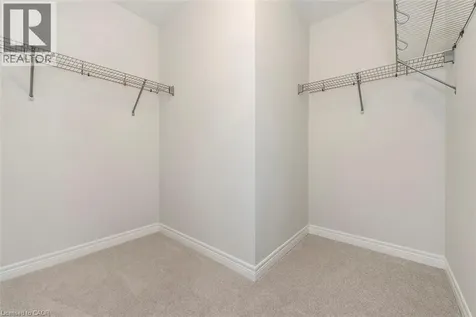 22 Linden Park Lane Hamilton ON L9A 1Y1