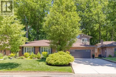26 Butler Crescent St. Catharines ON L2M 7B3