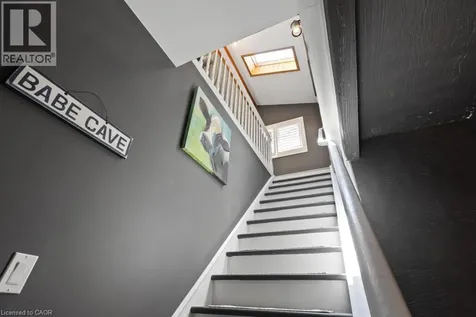 26 Butler Crescent St. Catharines ON L2M 7B3