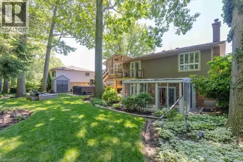 26 Butler Crescent St. Catharines ON L2M 7B3