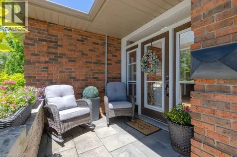 26 Butler Crescent St. Catharines ON L2M 7B3