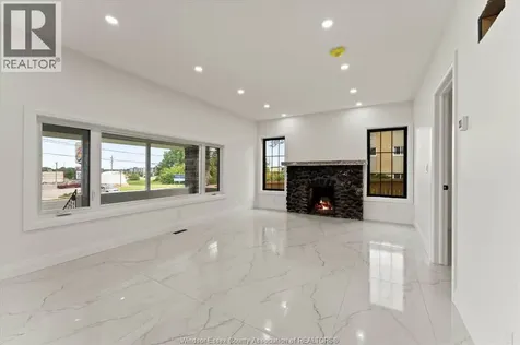305 Erie Street South Leamington ON N8H 3C7