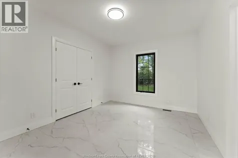 305 Erie Street South Leamington ON N8H 3C7