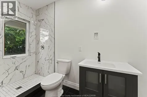 305 Erie Street South Leamington ON N8H 3C7