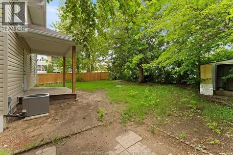 305 Erie Street South Leamington ON N8H 3C7