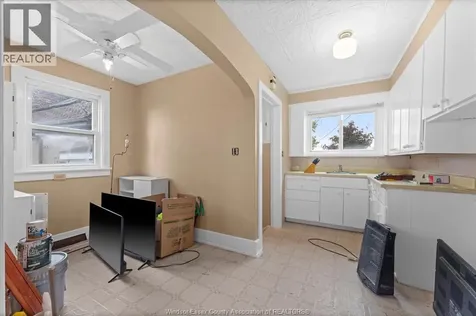 390 East Beach Leamington ON N9H 3V7
