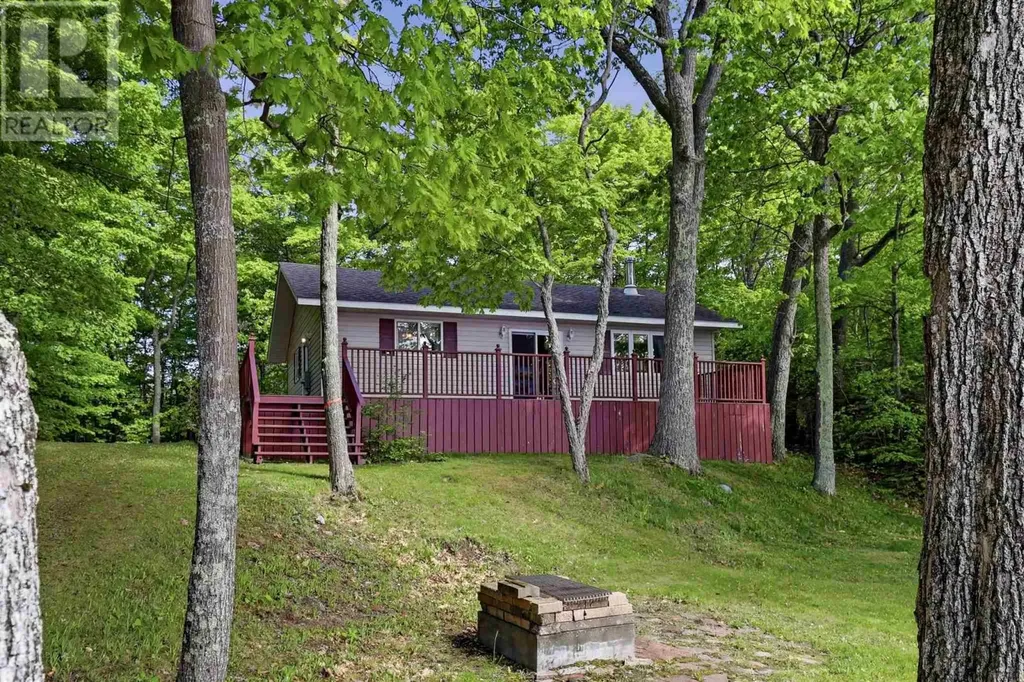2268 Four Seasons Drive Goulais River ON P0S 1E0