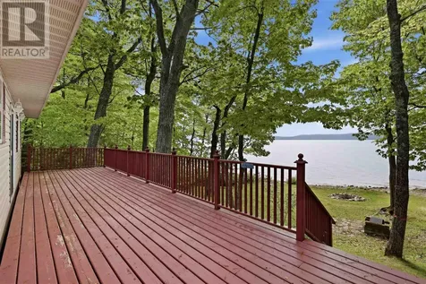 2268 Four Seasons Drive Goulais River ON P0S 1E0
