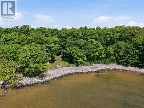 2268 Four Seasons Drive Goulais River ON P0S 1E0