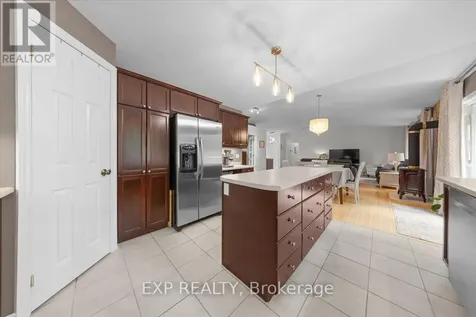 2670 Pierrette Drive Ottawa ON K4C 1B6