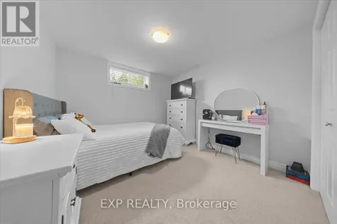 2670 Pierrette Drive Ottawa ON K4C 1B6