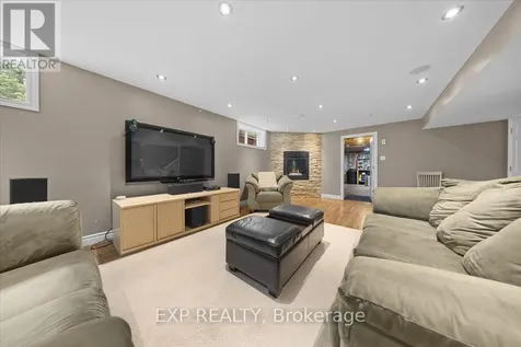 2670 Pierrette Drive Ottawa ON K4C 1B6