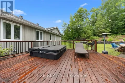 2670 Pierrette Drive Ottawa ON K4C 1B6