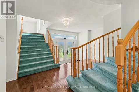25 Beamish Crescent Ottawa ON K2K 2R6