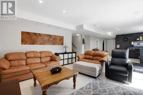 65 Noble Crescent Petawawa ON K8H 0G1