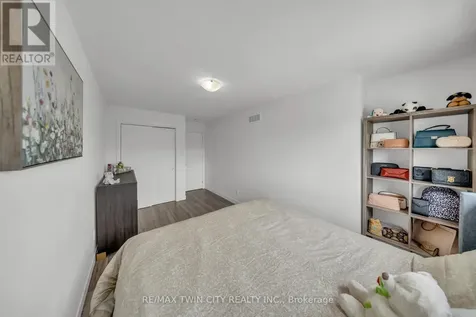 13 Pony Way Kitchener ON N2R 0R8