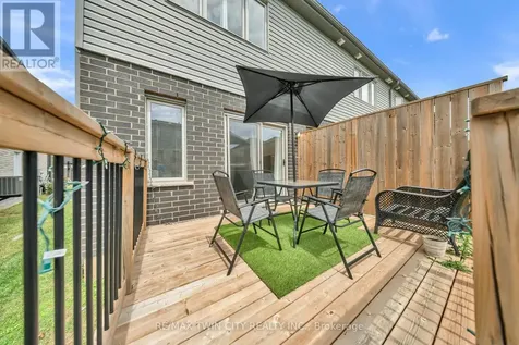 13 Pony Way Kitchener ON N2R 0R8