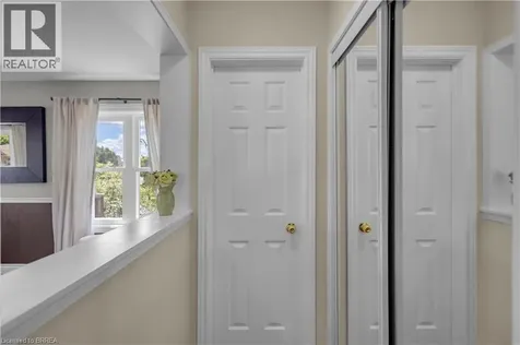 124 Blackburn Drive Brantford ON N3T 6S2