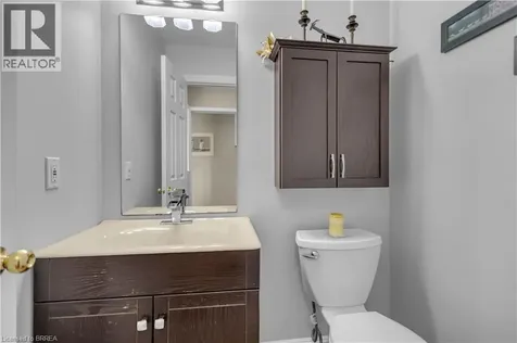 124 Blackburn Drive Brantford ON N3T 6S2