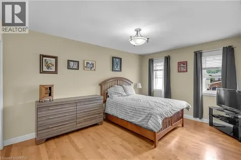 124 Blackburn Drive Brantford ON N3T 6S2