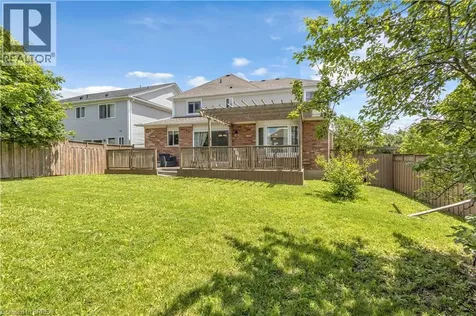124 Blackburn Drive Brantford ON N3T 6S2