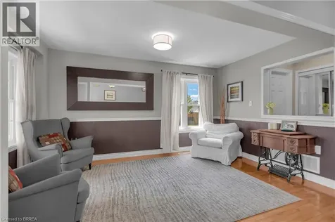 124 Blackburn Drive Brantford ON N3T 6S2