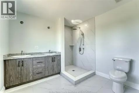 104 Eagle Street Leamington ON N8H 0G5