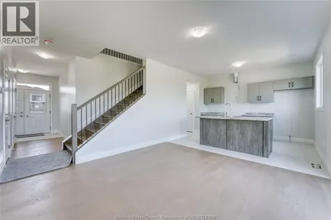 104 Eagle Street Leamington ON N8H 0G5