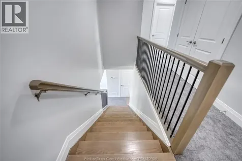 104 Eagle Street Leamington ON N8H 0G5