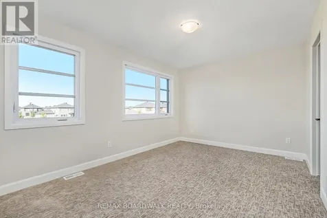1064 Chablis Crescent Russell ON K0A 1W0